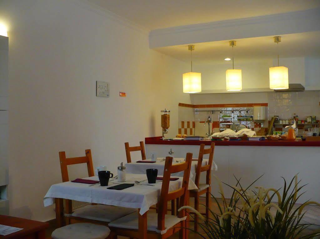 Guest house Casa Viana - 2*