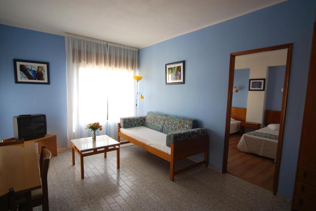 Guest house Edificio Novo Rosamar Al 3*