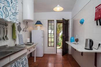 Surf By Laneez Hostel Ericeira
