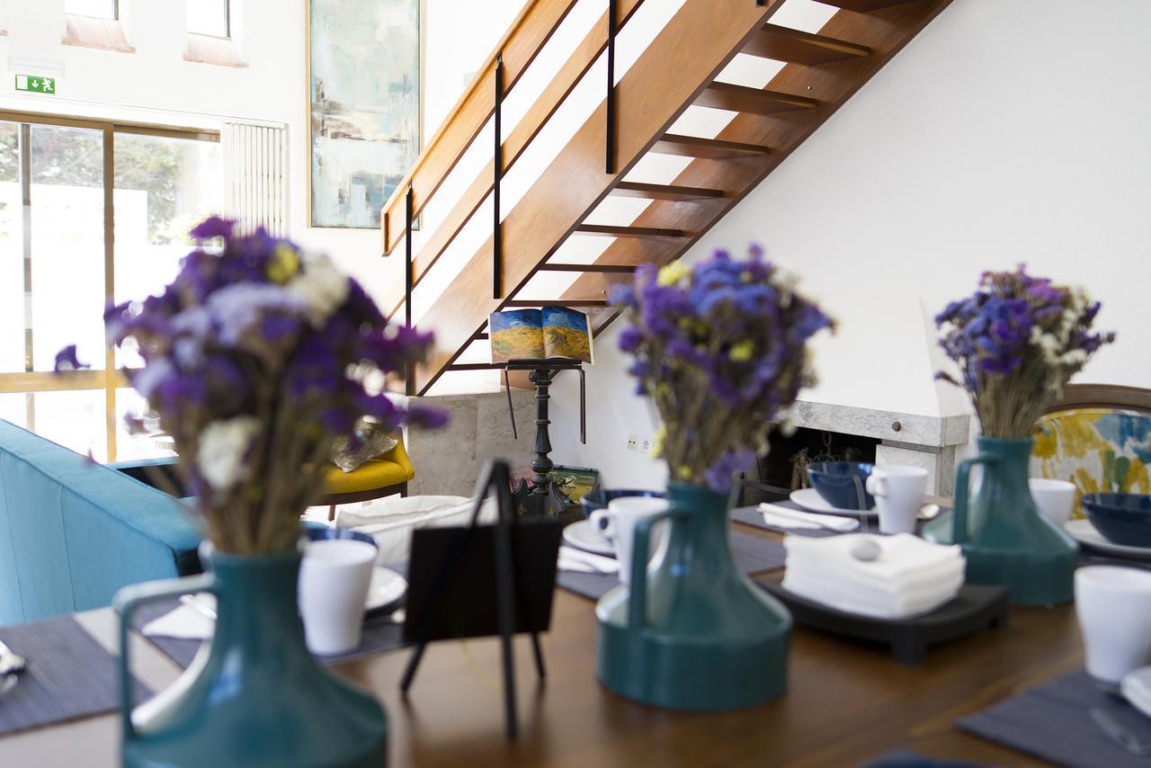 Art 4 Guest house *