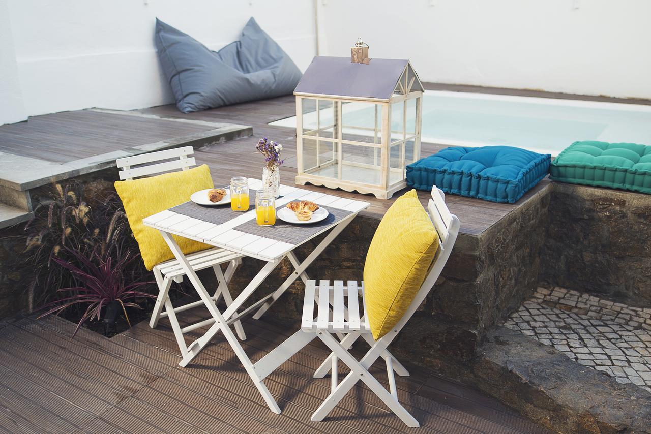 Art 4 Guest house
