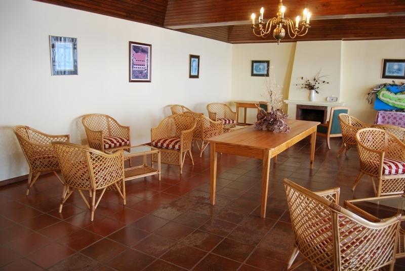 Al Moniz Guest house