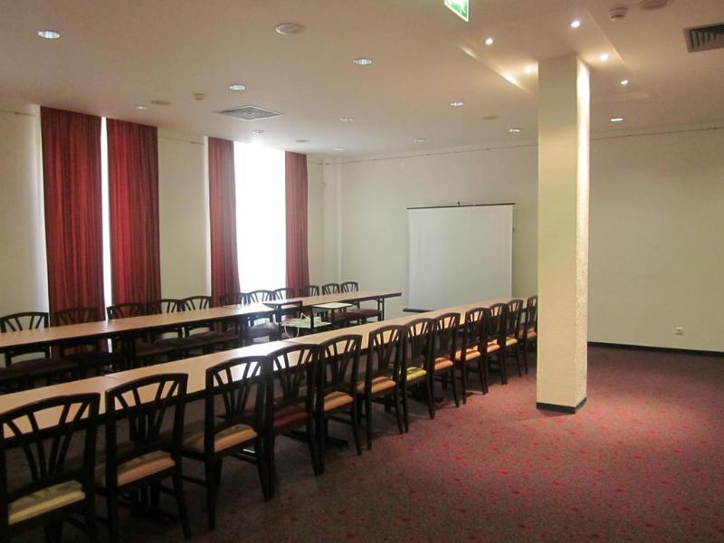 B&B Hotel Figueira Da Foz Hotel 3*