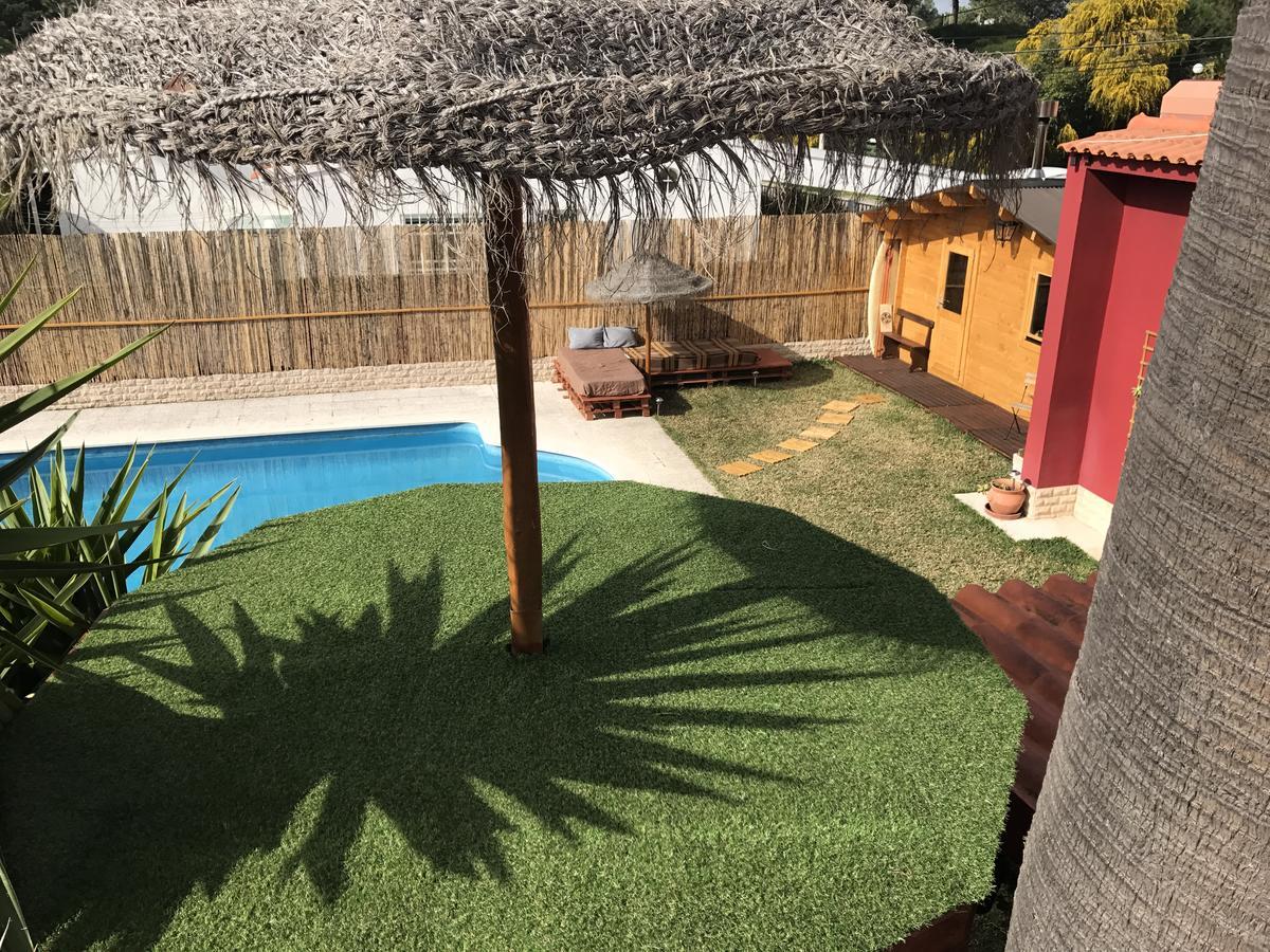 Hostal 7 Waves Surf *