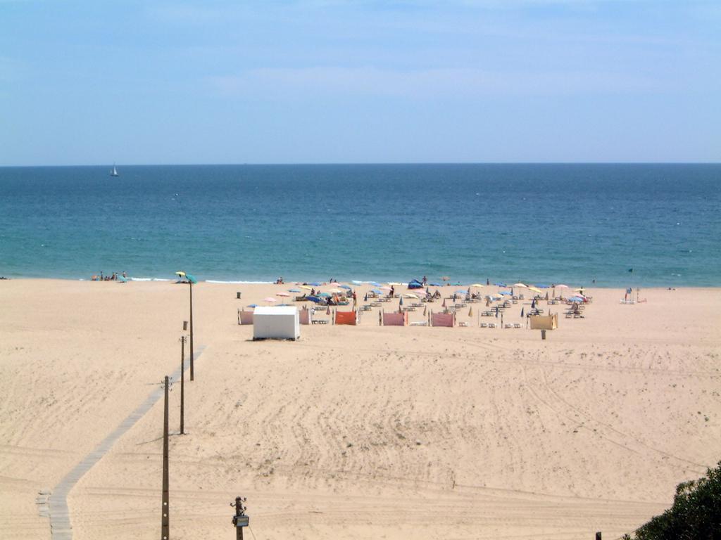 Aparthotel Flor Da Rocha 4*