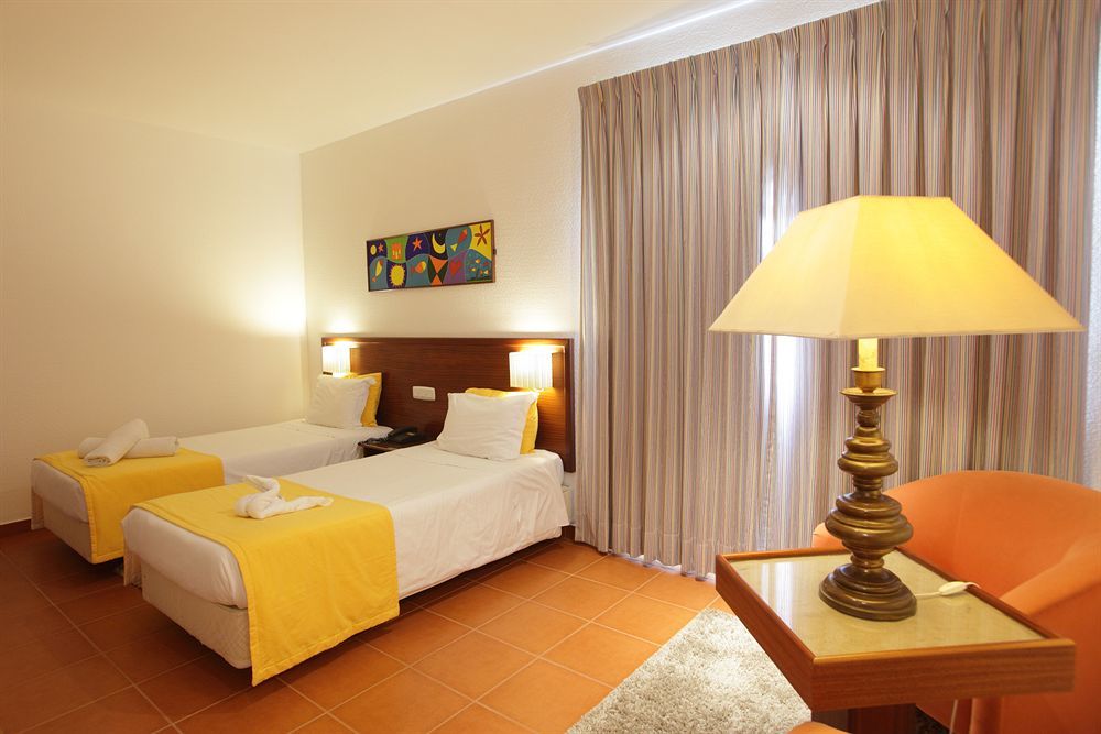 Residencial Mar E Sol 2* Costa da Caparica