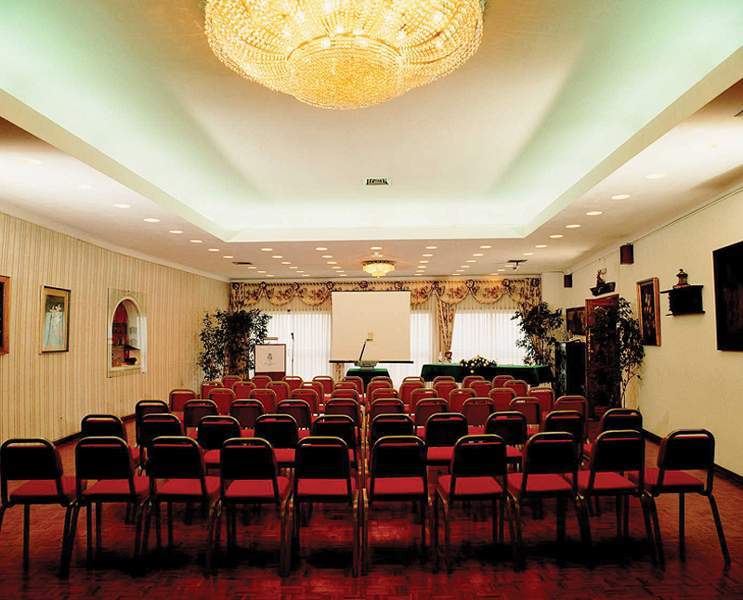 Hotel Golden Tulip Porto Gaia 4*