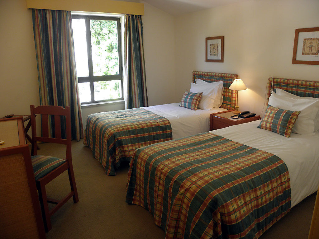 Hotel Clube Do 4*