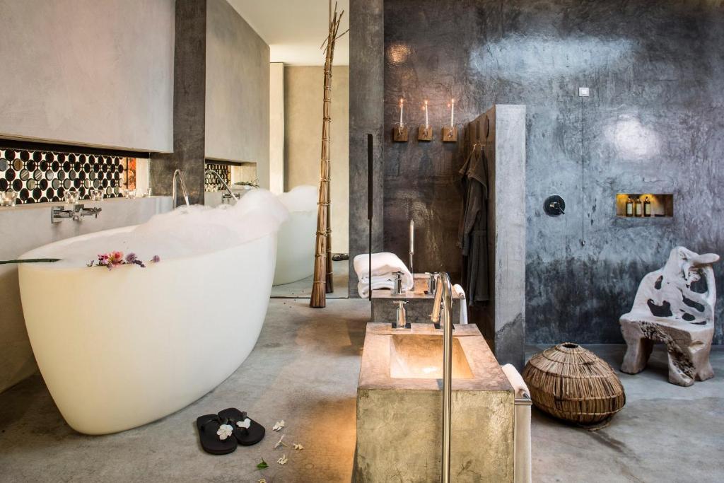 Areias Do Seixo Charm & Residences Hotel 5*