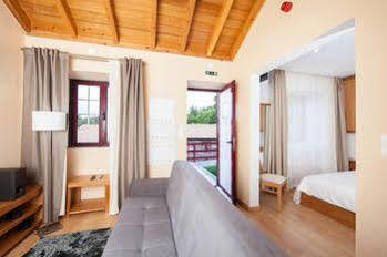 Resort Aldeia Das Adegas 4*