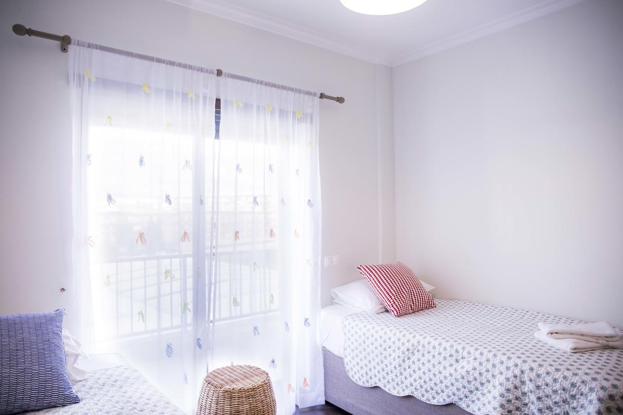 B04 - Luxury 2 Bed W Terrace Pool Apartamento