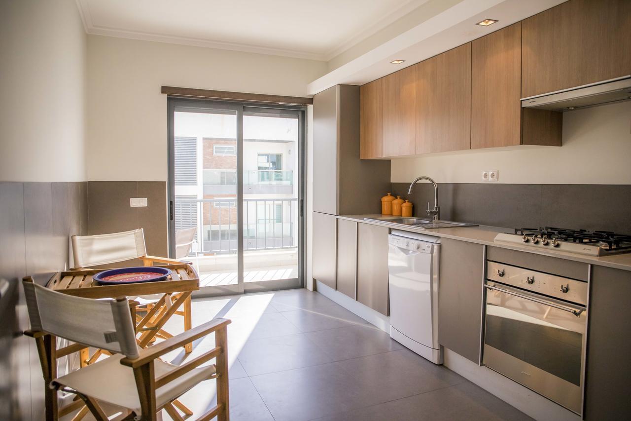 B04 - Luxury 2 Bed W Terrace Pool Apartamento