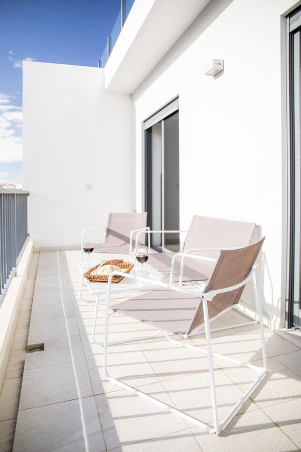B04 - Luxury 2 Bed W Terrace Pool Apartamento *