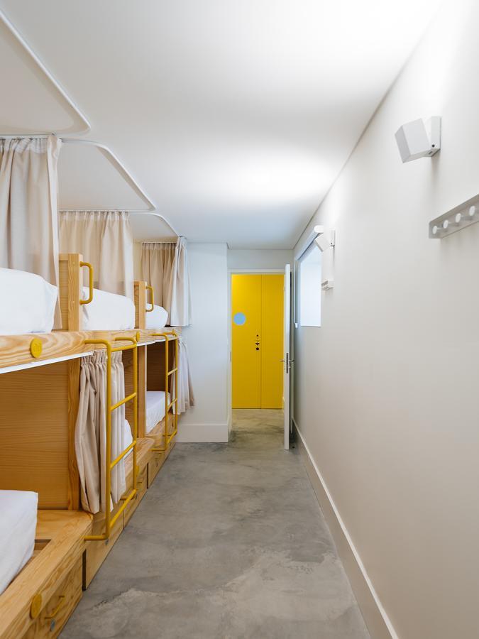 Aktion House Hostel Carcavelos (Lisbon)