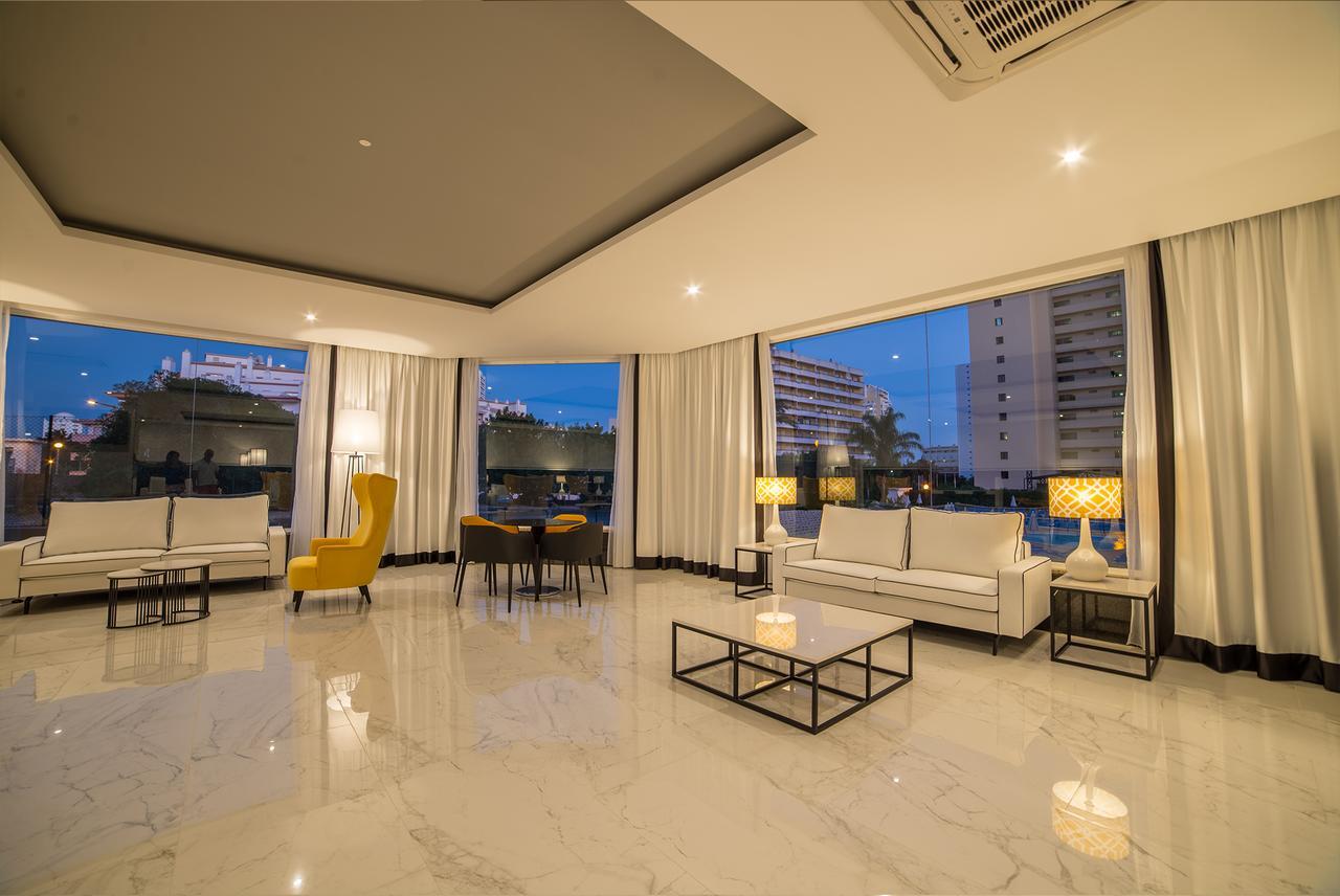 Aparthotel Flor Da Rocha