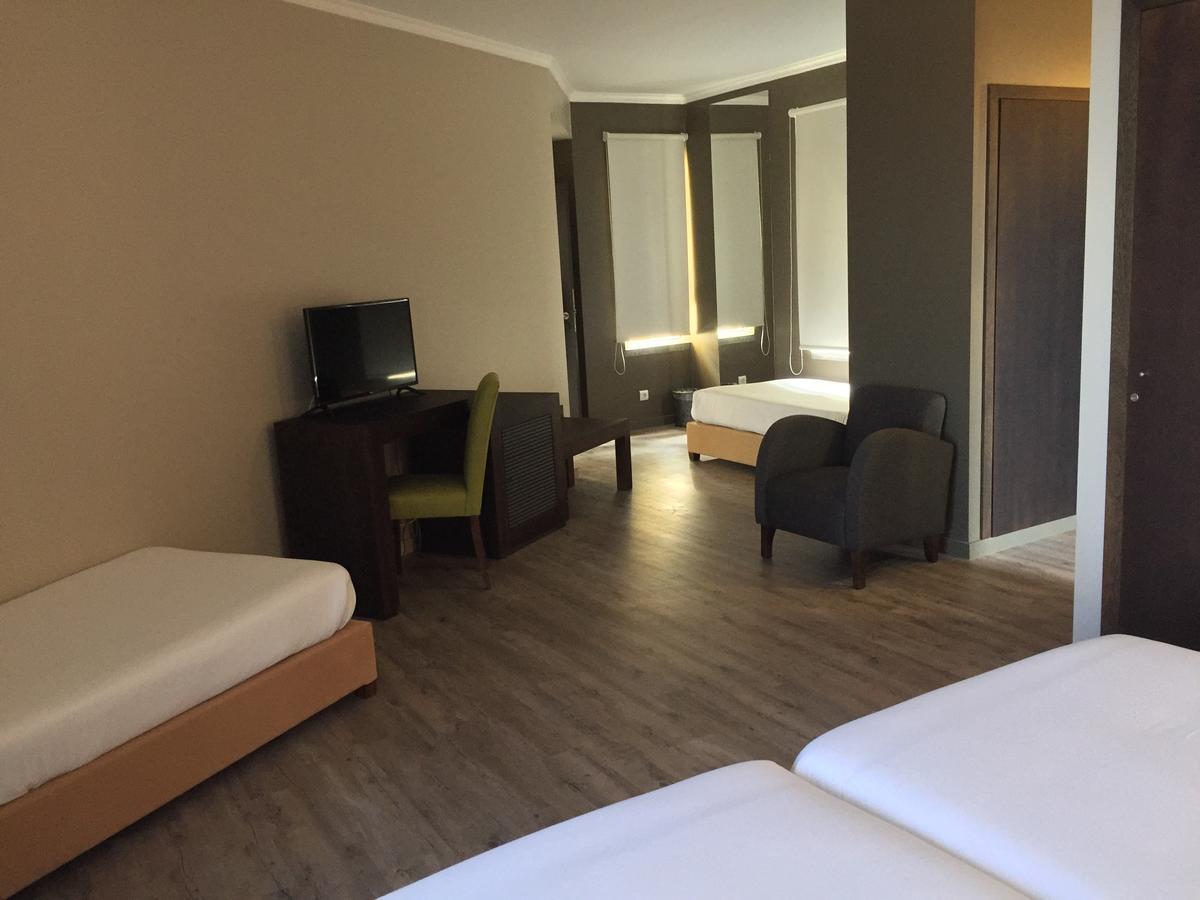 Euro Moniz Hotel 3*