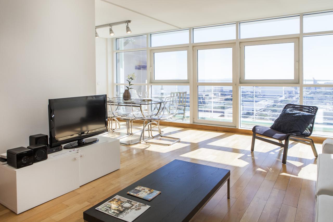 Rent4rest Parque Nacoes 17th Floor River View Apartamento Lisboa