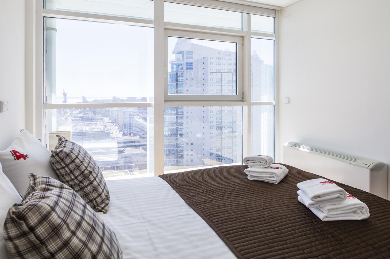 Rent4rest Parque Nacoes 17th Floor River View Lisboa