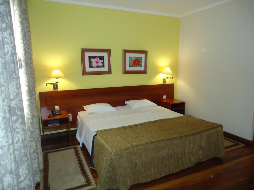 Camoes Hotel 4*