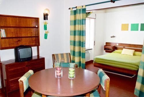 Iate Aparthotel