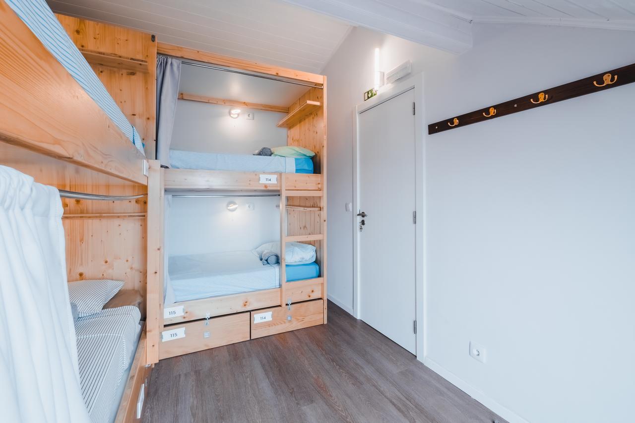 Hostel Incosta Surf House Costa da Caparica