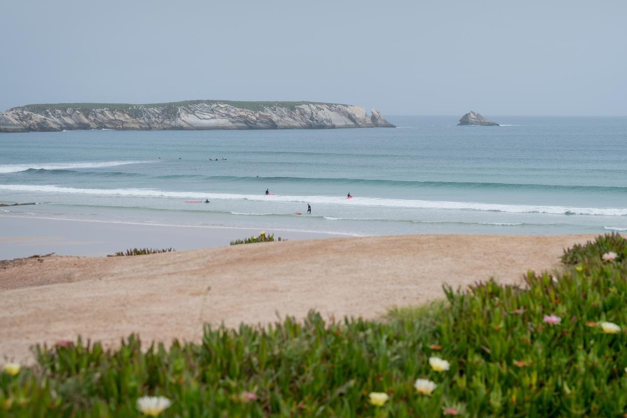 Hostel Another Surf Camp
