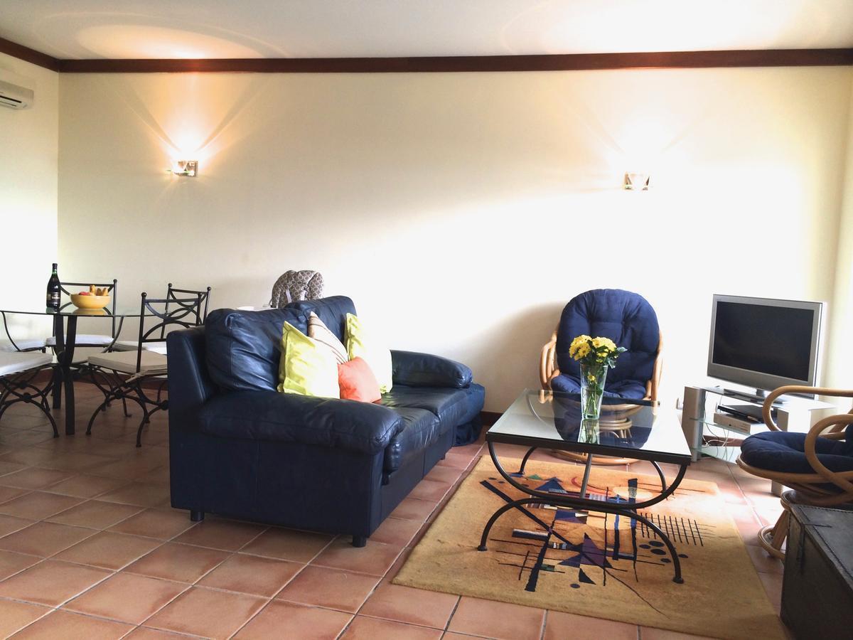 Casa Rosa Azul - Terracos De Villa Benagil