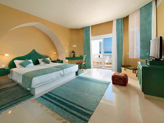 Esmeralda Villa