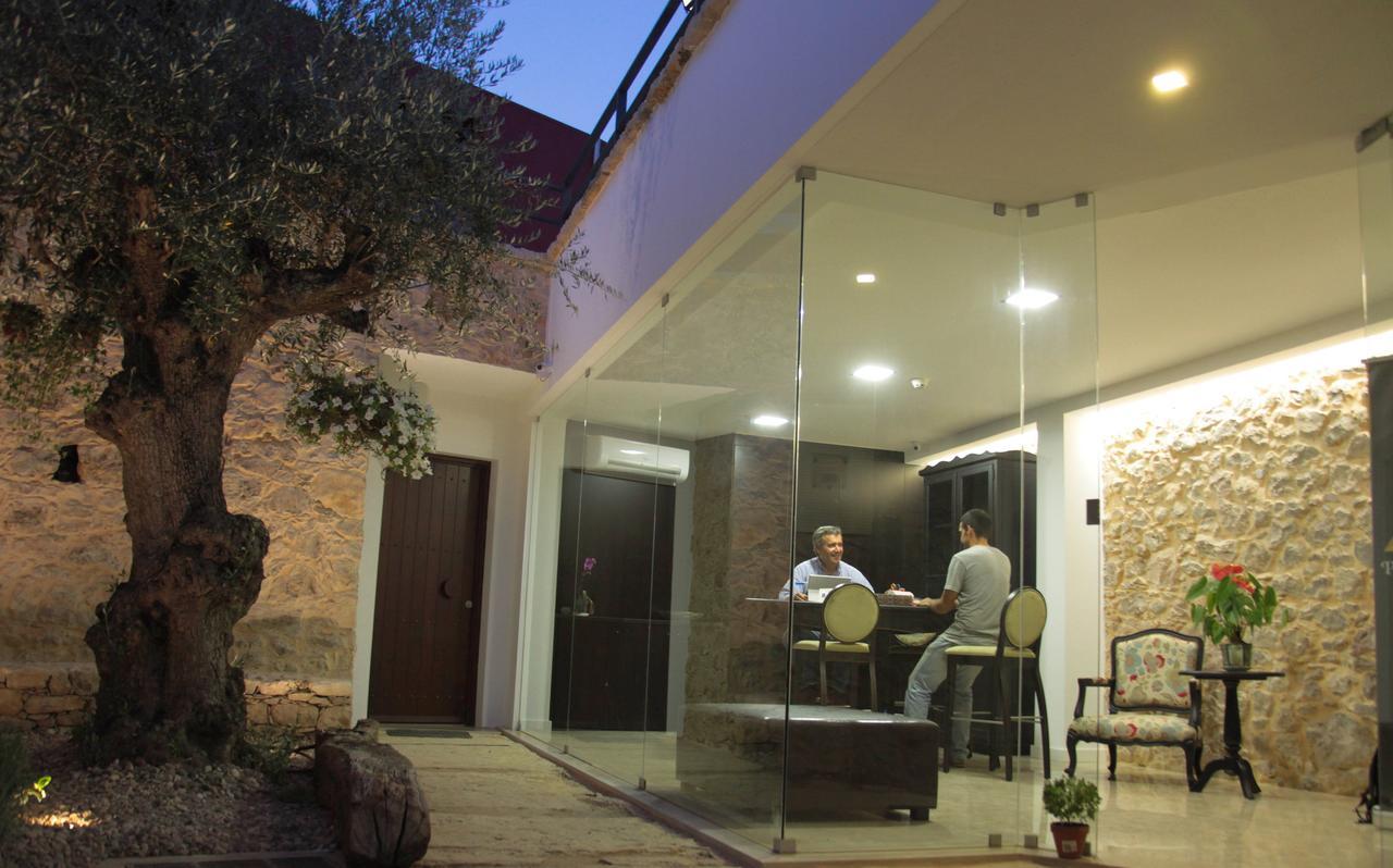 Agartha Boutique - Stonehouse Resort Tomar