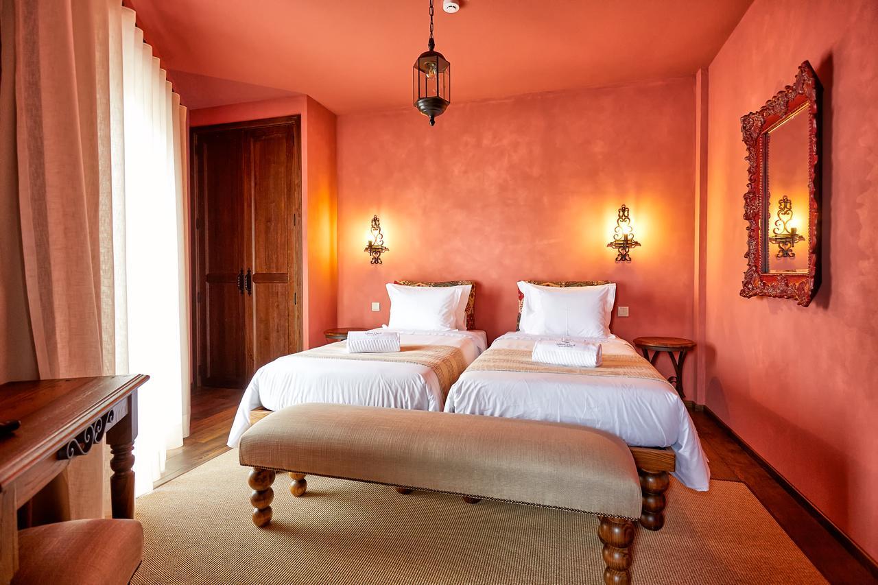 Hotel Silver Coast *