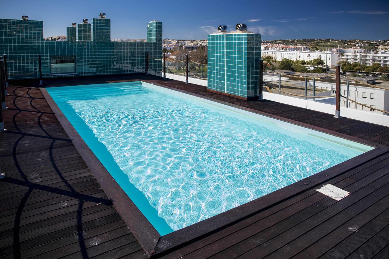 B04 - Luxury 2 Bed W Terrace Pool Apartamento *