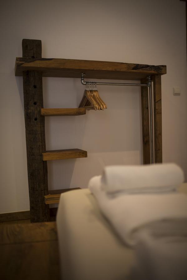 Albergue Modern & Recycled