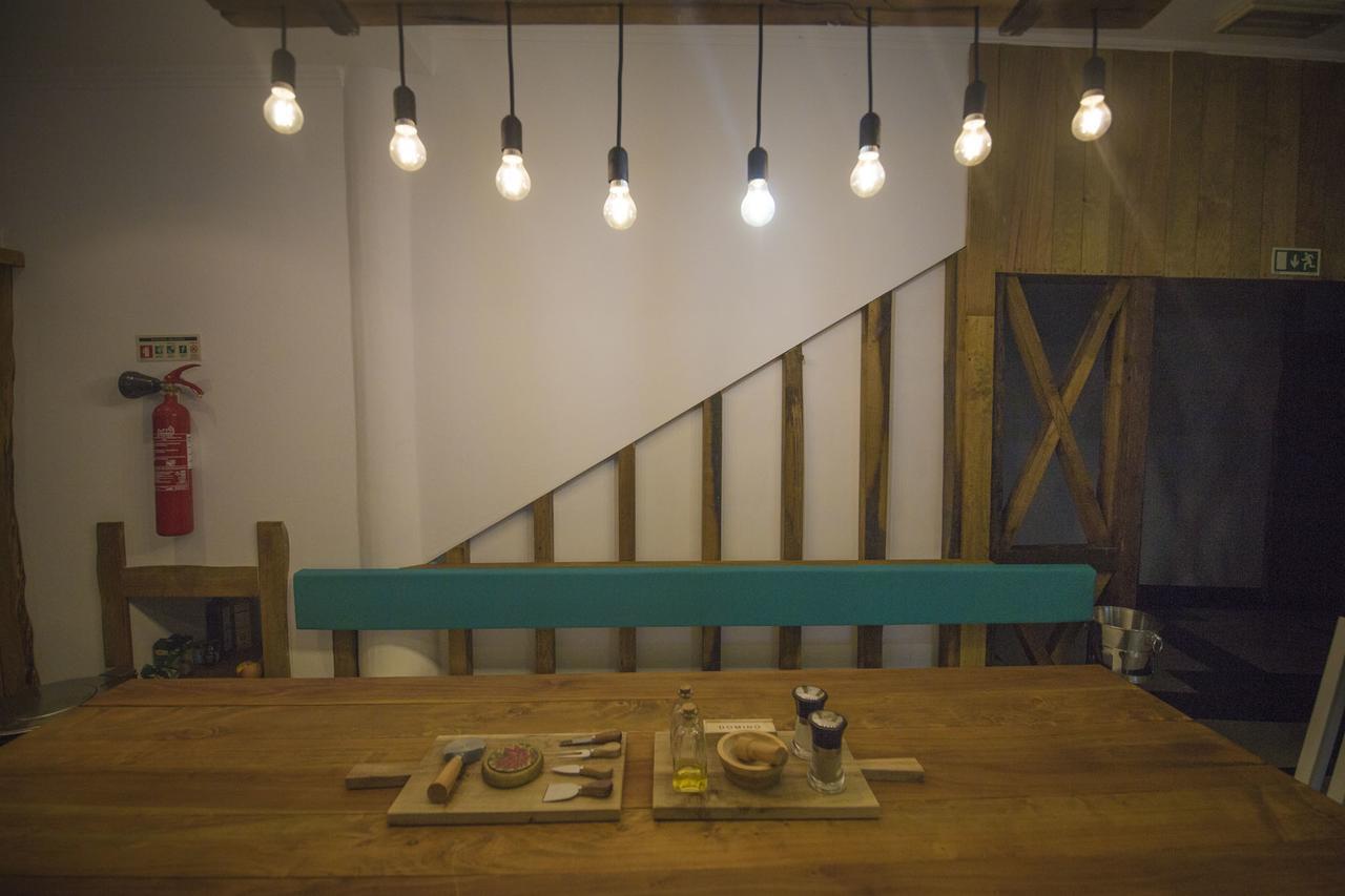 Modern & Recycled Albergue Machico (Madeira)