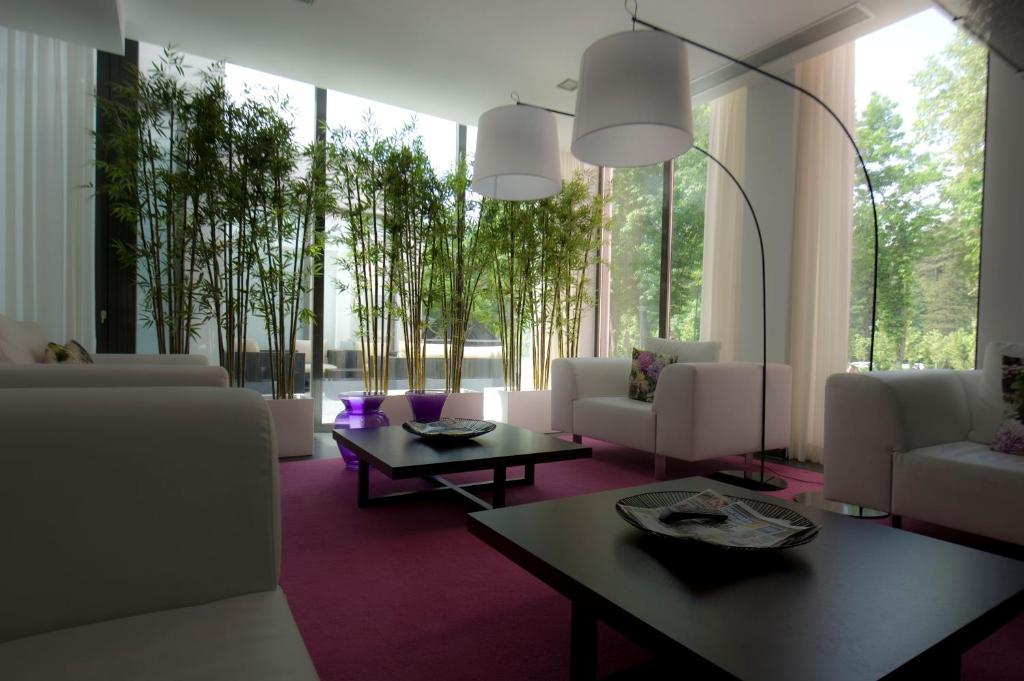 Primavera Perfume Hotel 3*