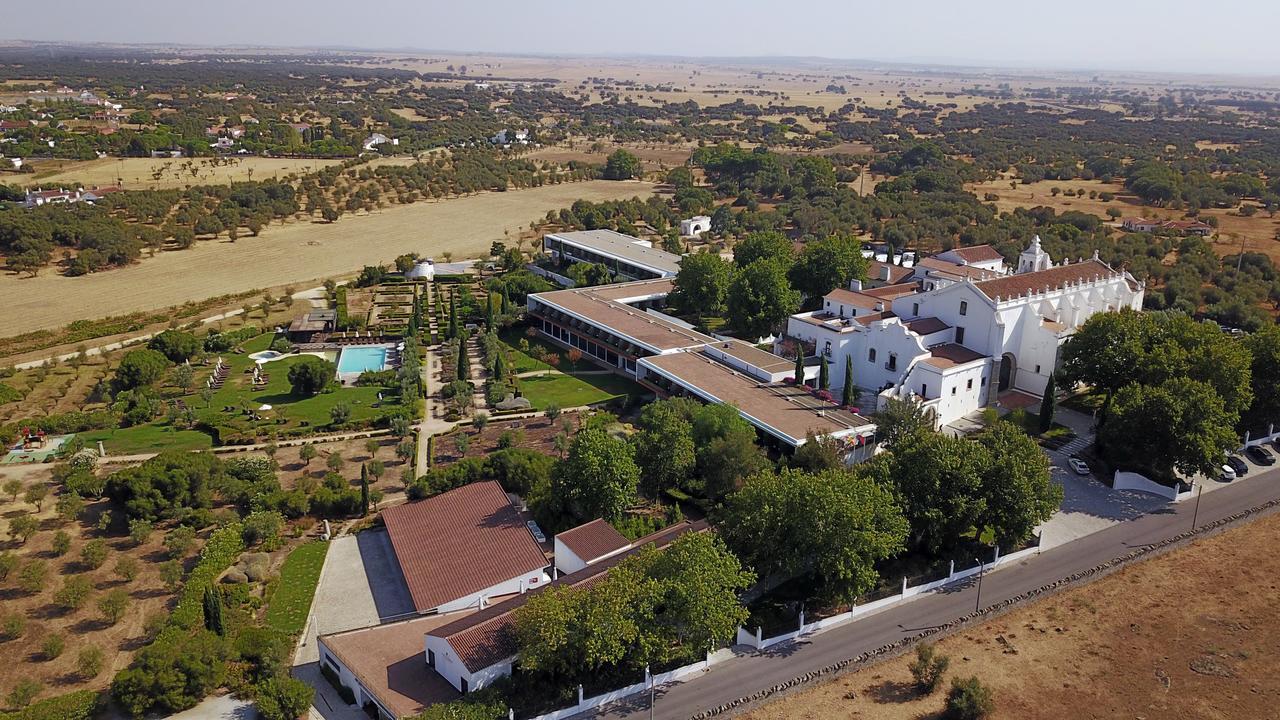 Convento Do Espinheiro, Historic & Hotel 5*