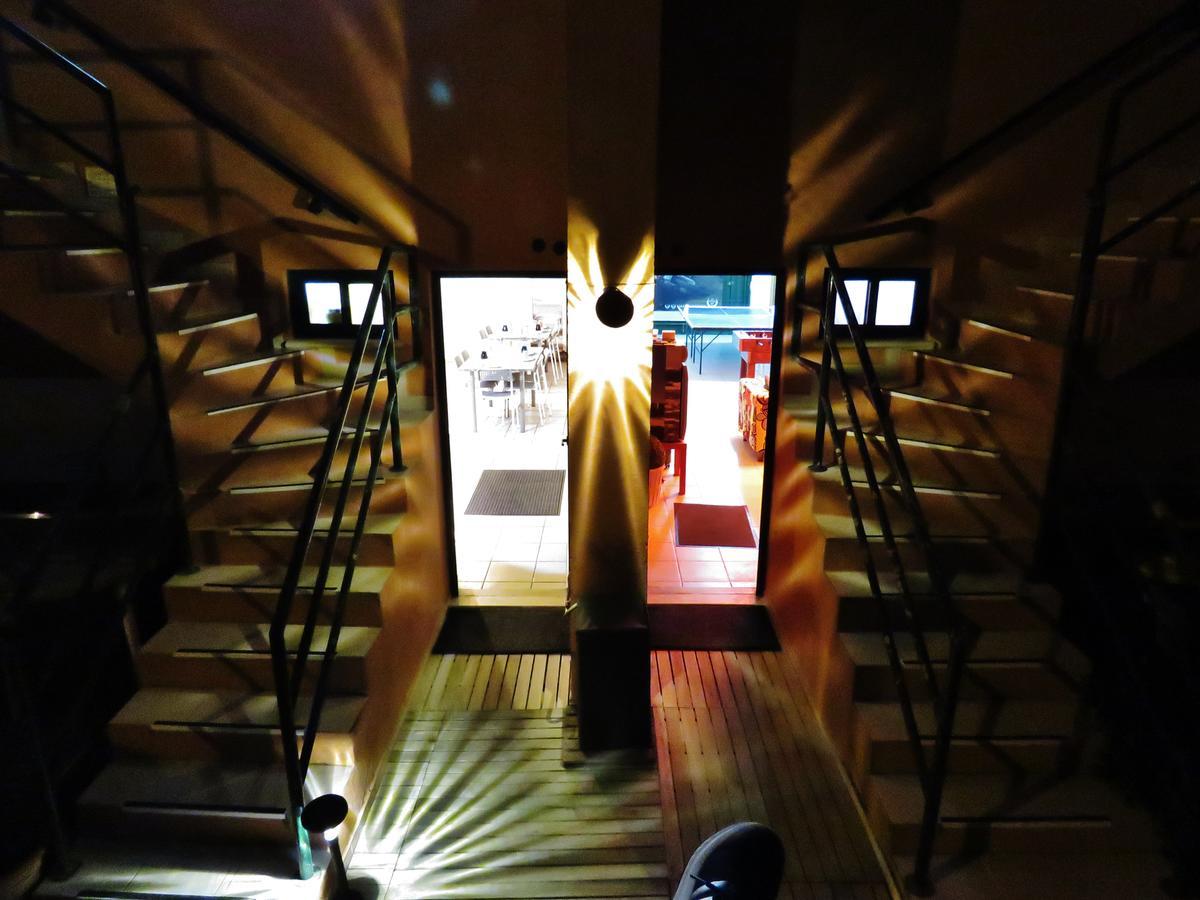 Supertubos Hostel