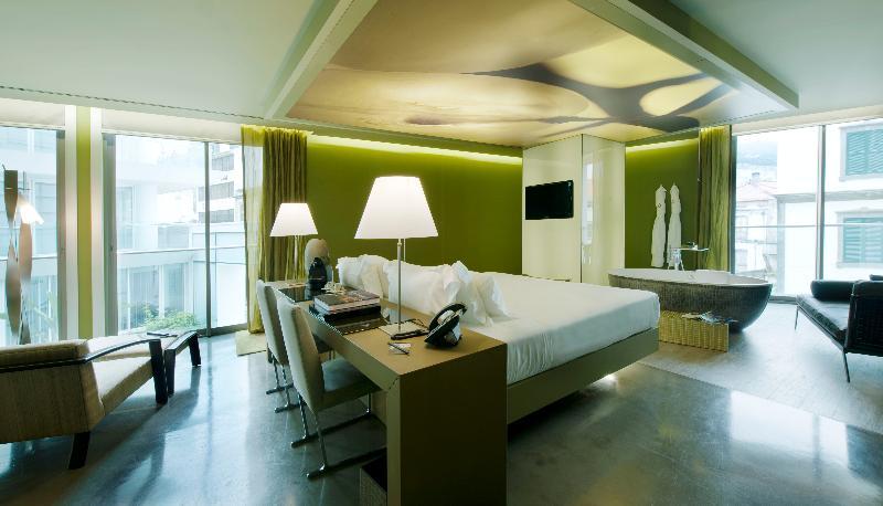 The Vine Hotel