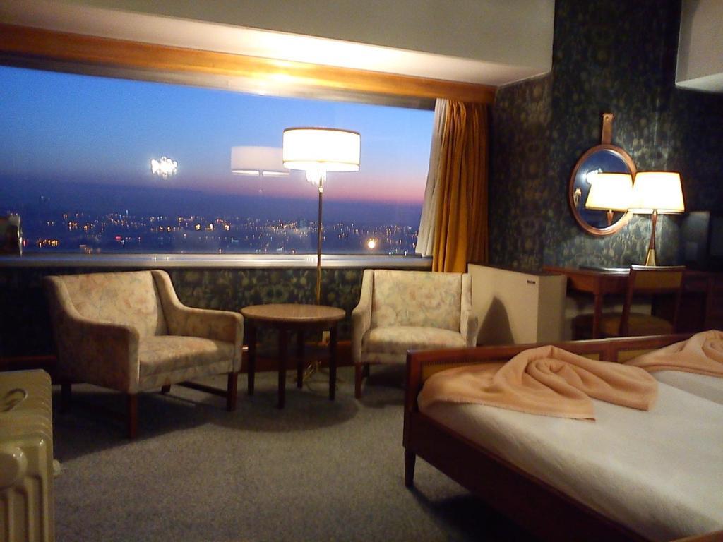 Miradouro 2*