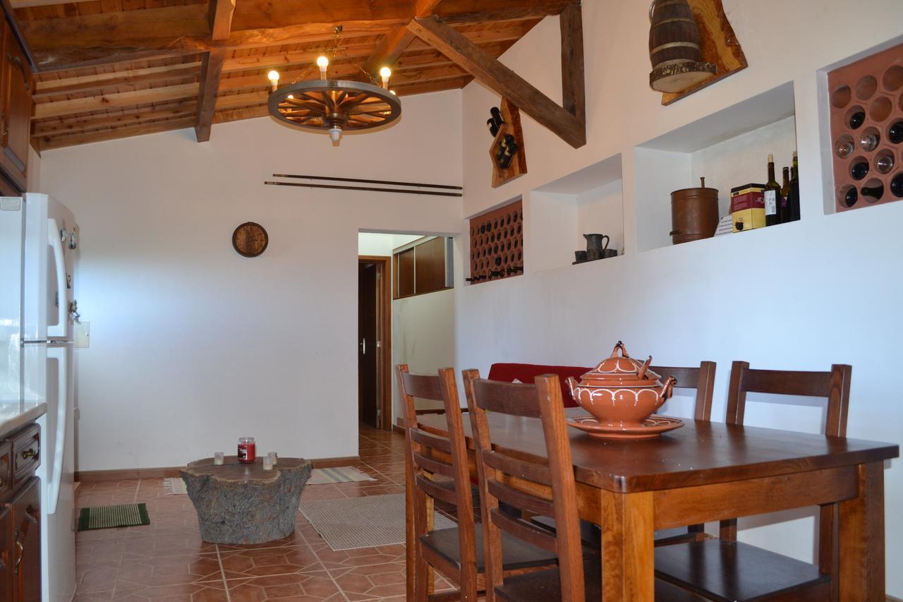 Farm stay Adega Mendes *