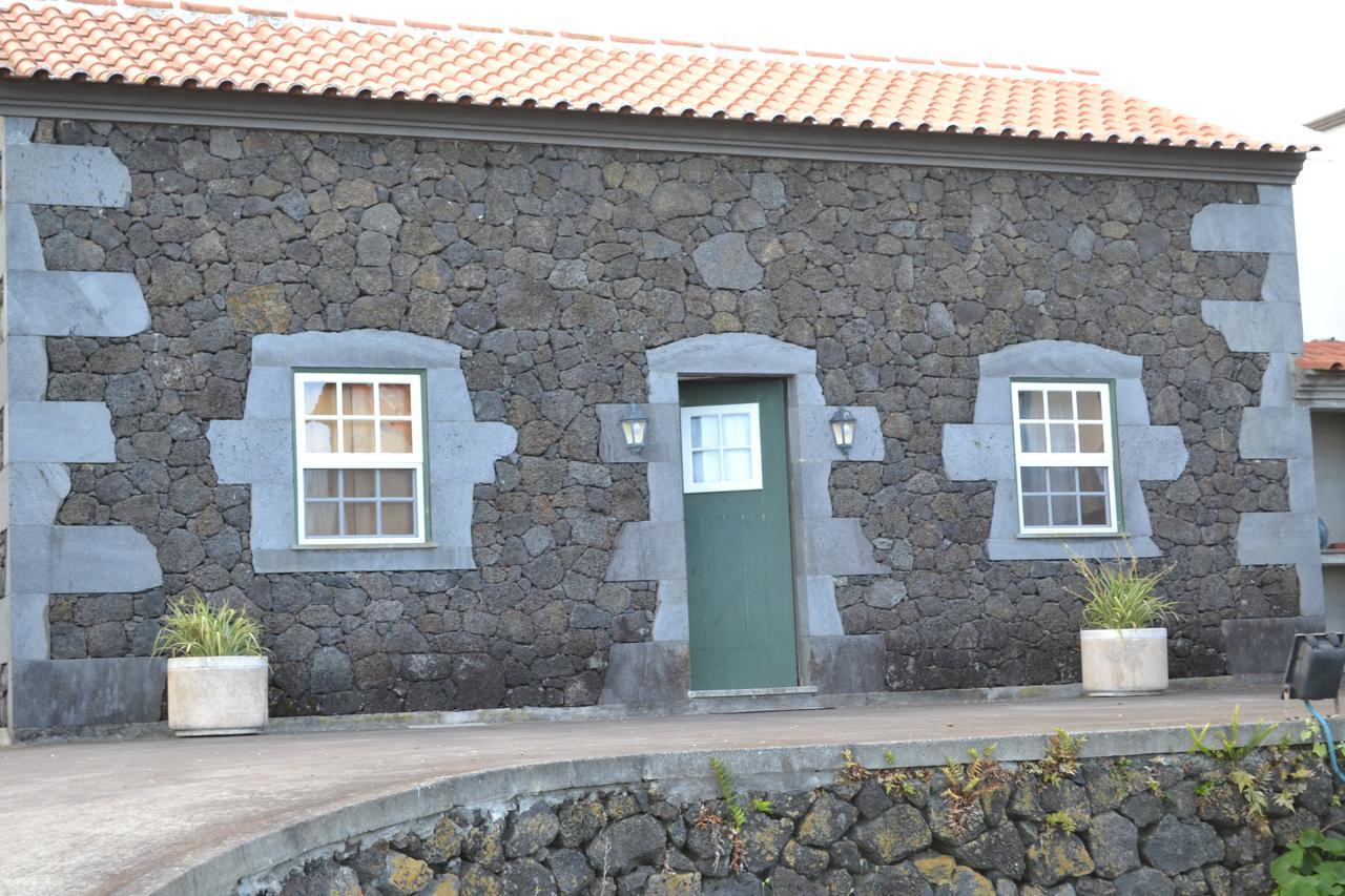 Adega Mendes Farm stay *
