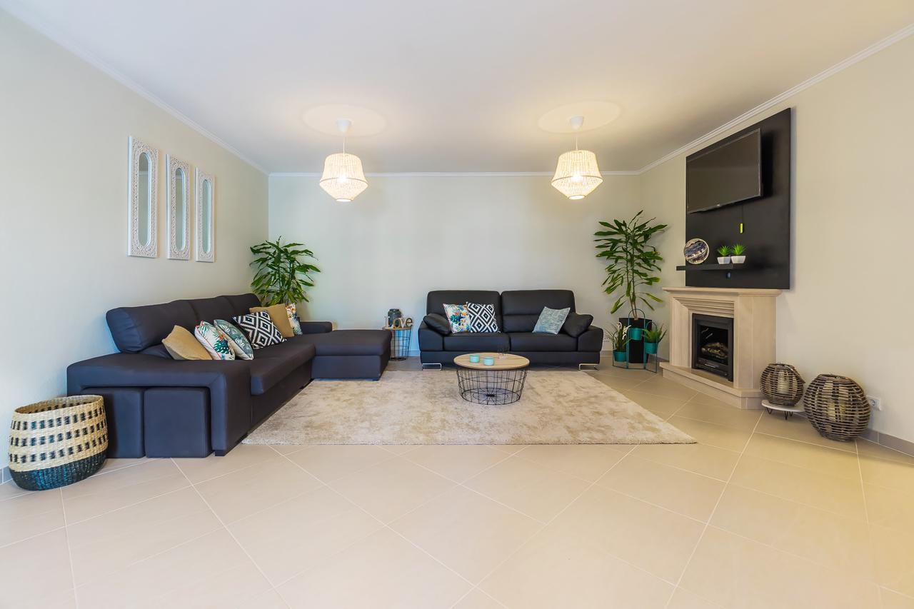 Verdizela Beach & Golf Villa Corroios
