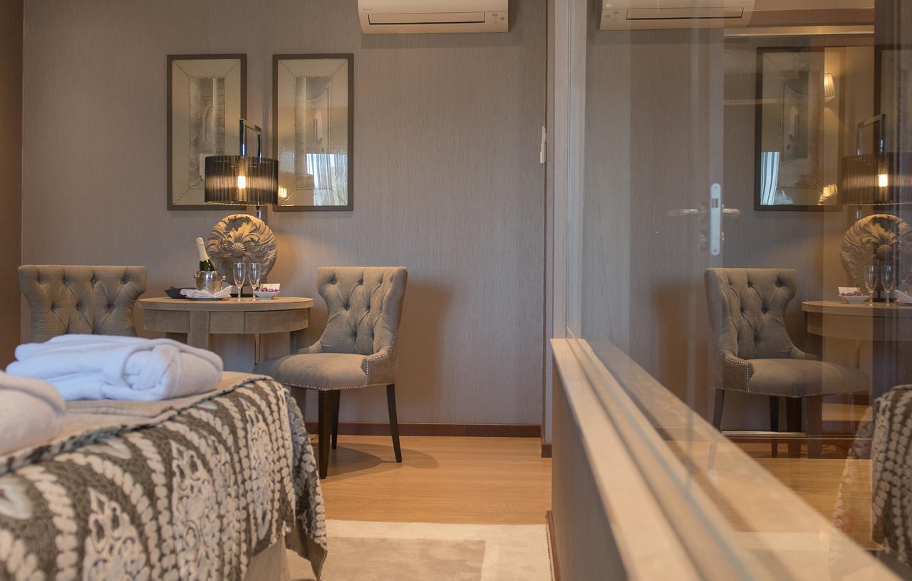 Your & Hotel Alcobaca