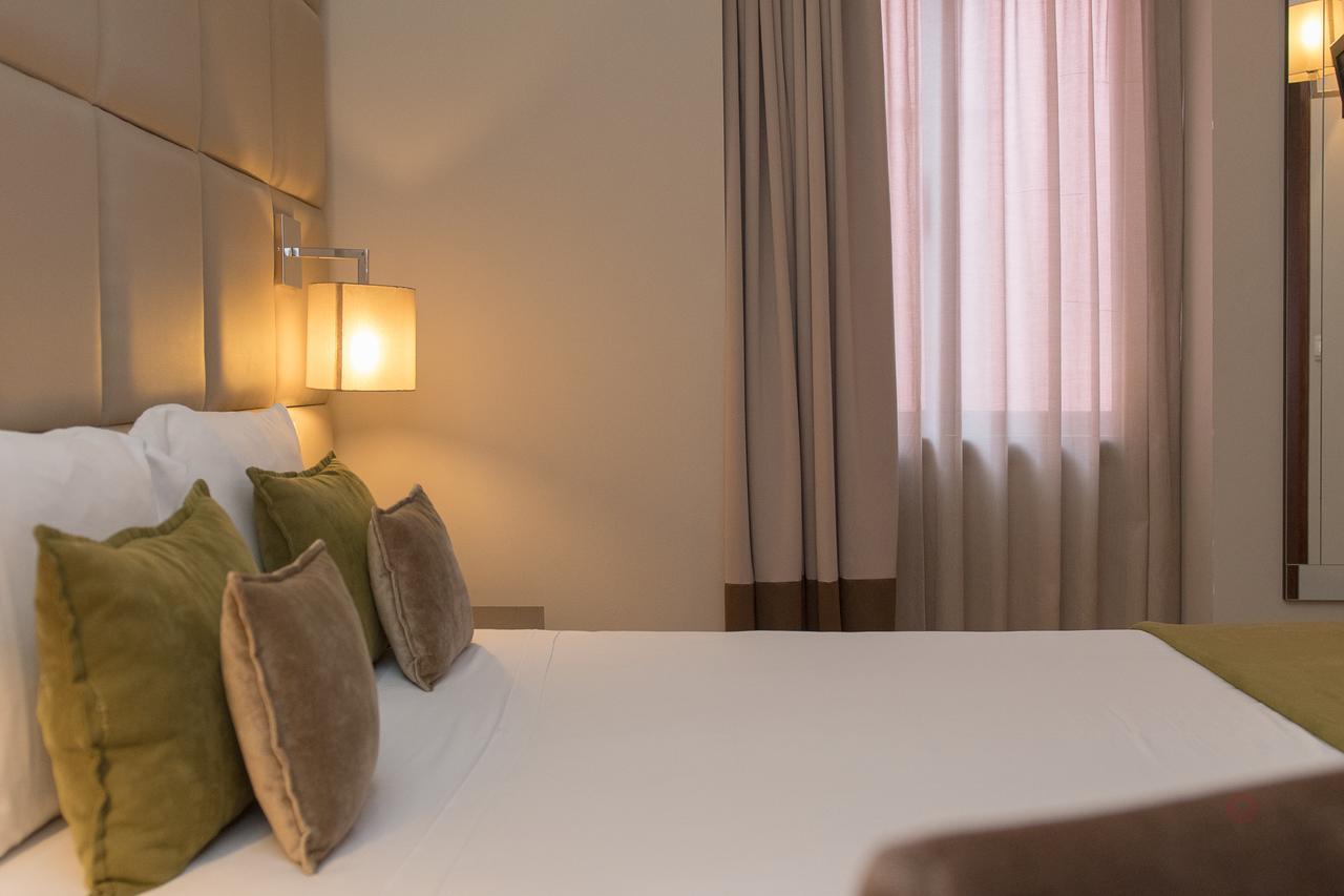 Your & Hotel