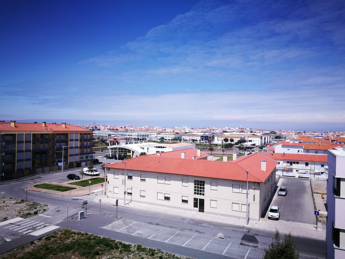 Apartment Peniche's Blue & Yellow Peniche