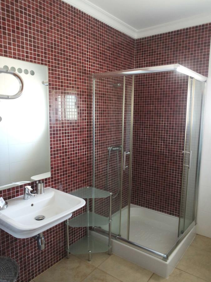 C04 - Pool View 3 Bed