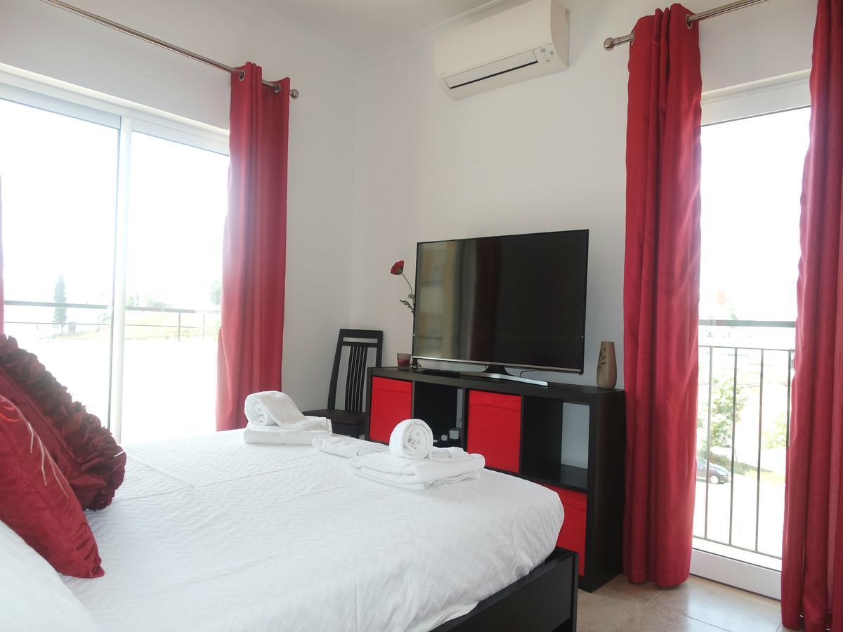 C04 - Pool View 3 Bed *