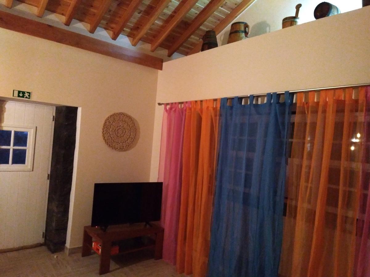 Casinha Da Avo Jeronima Rral 1519 Holiday home *