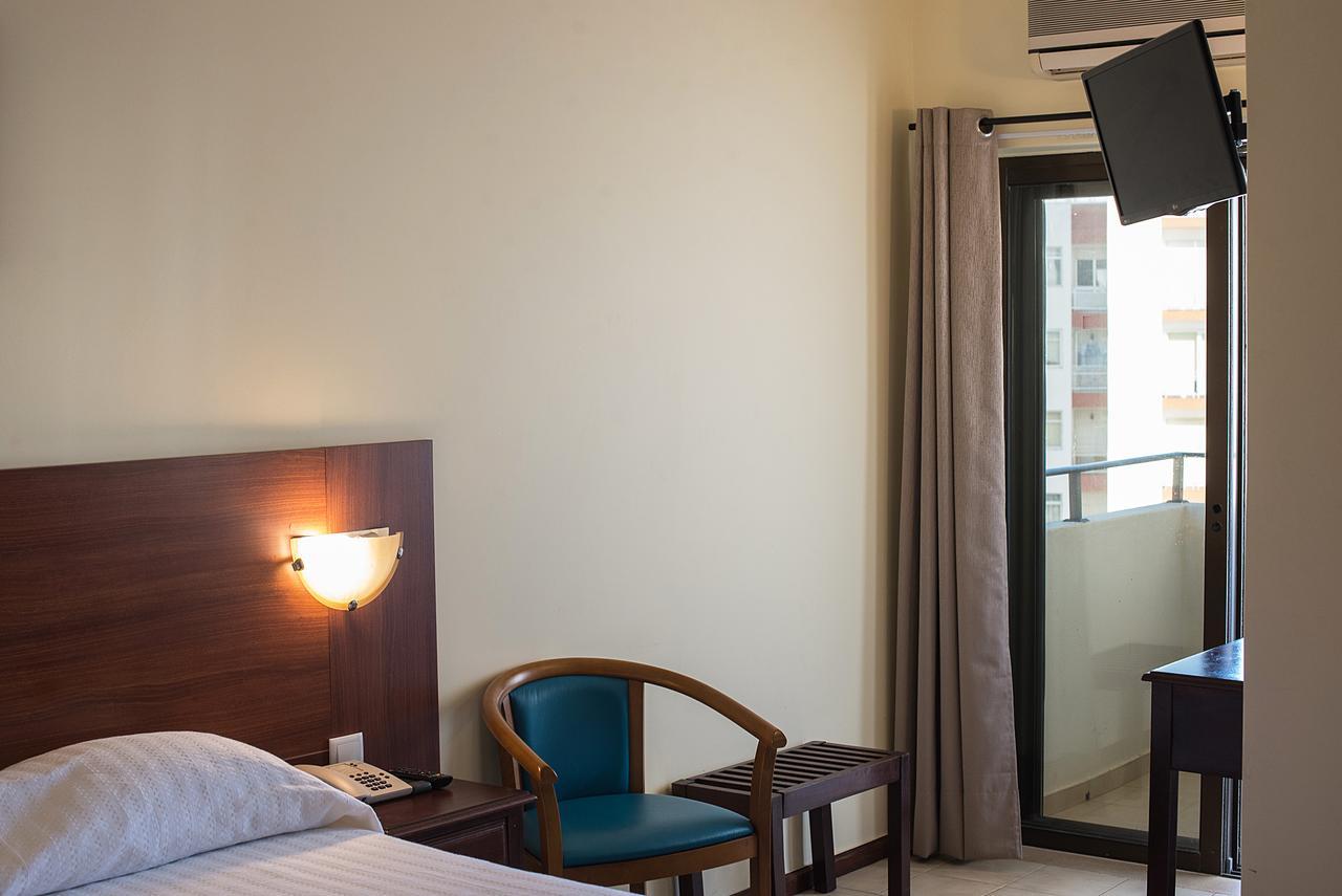 Avenida Hotel 3*