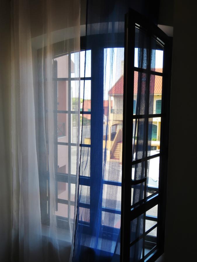 Albergue Supertubos Atouguia Da Baleia