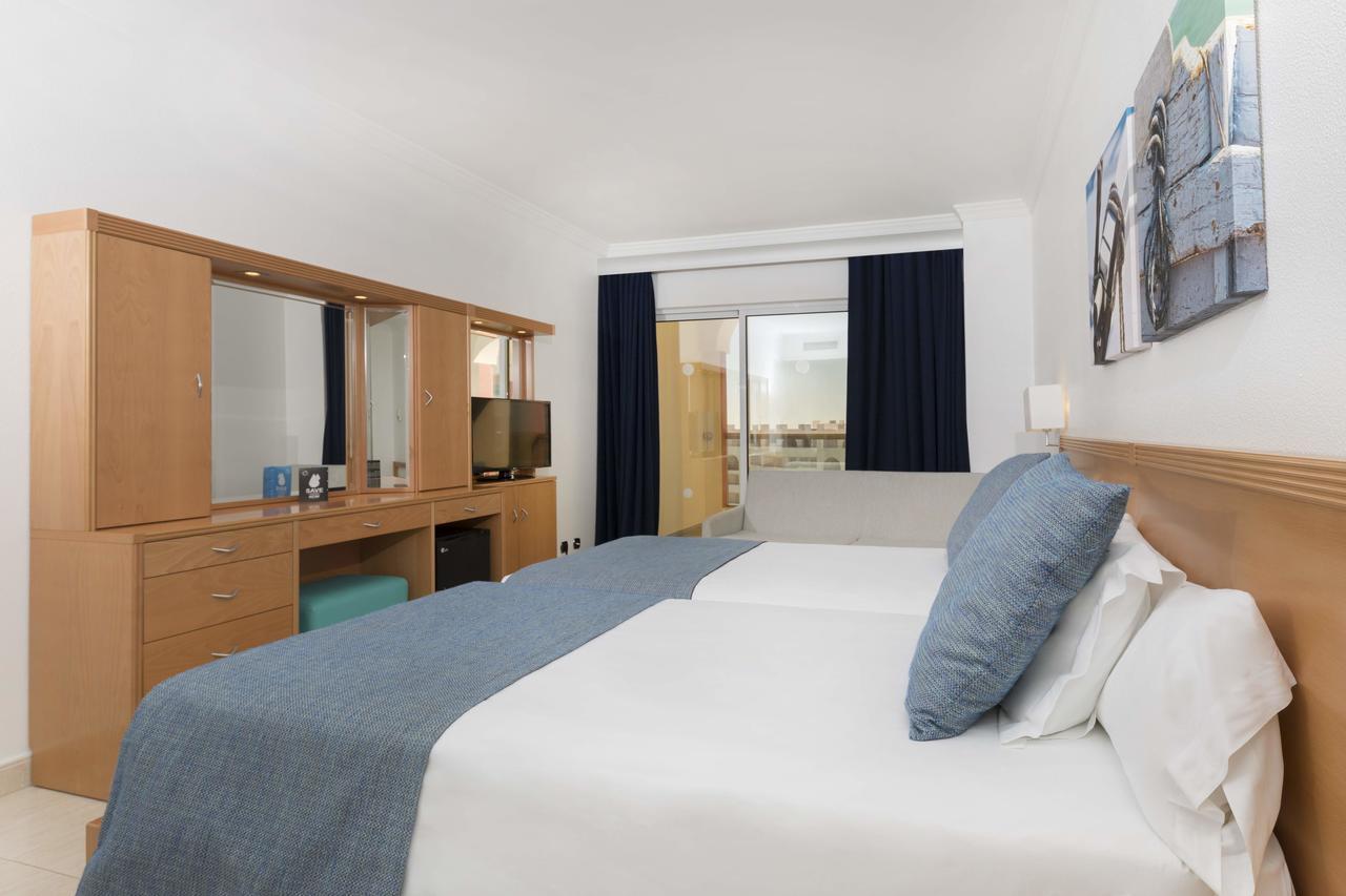 Ukino Palmeiras Village 4*
